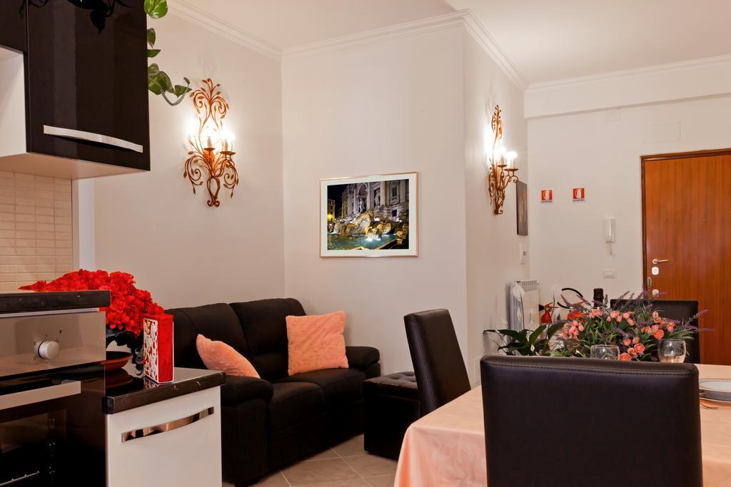 Il Bacio Holidayhouse Best Location For Jubilee 2024-2026 Rome Room photo